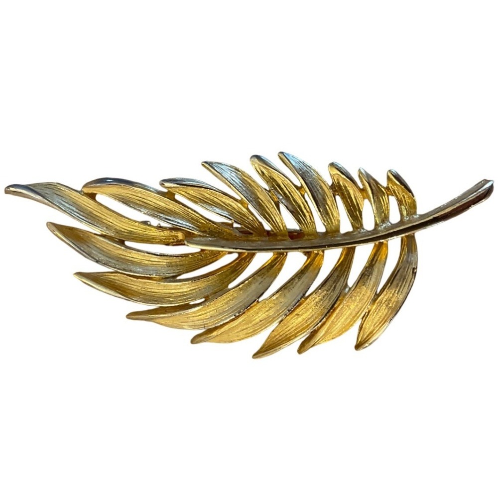 Vintage Leaf Brooch Mid-Century Naturecore Botanical Gold Tone Pin Fall Fashion